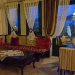 فندق Evzin Káto Loutrákion