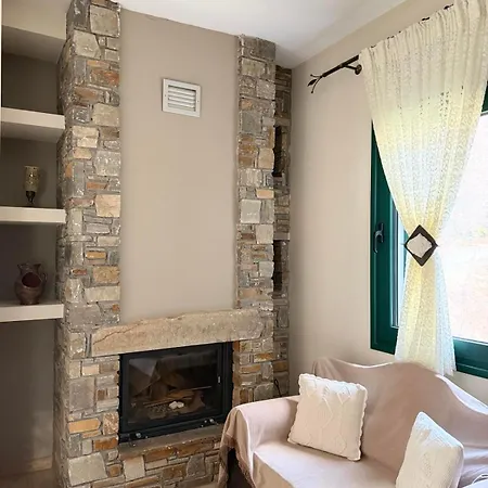 Evzin Otel Káto Loutrákion