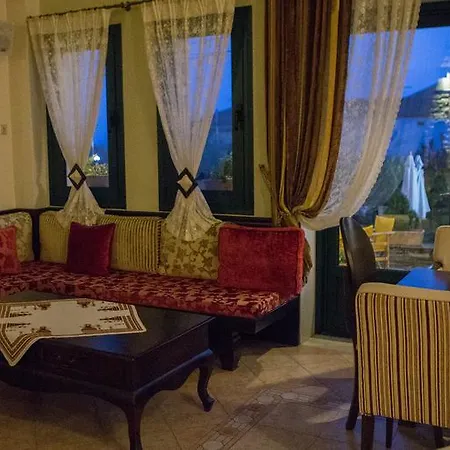 Hotel Evzin Káto Loutrákion
