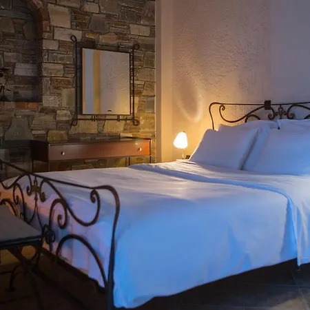 Evzin Hotel