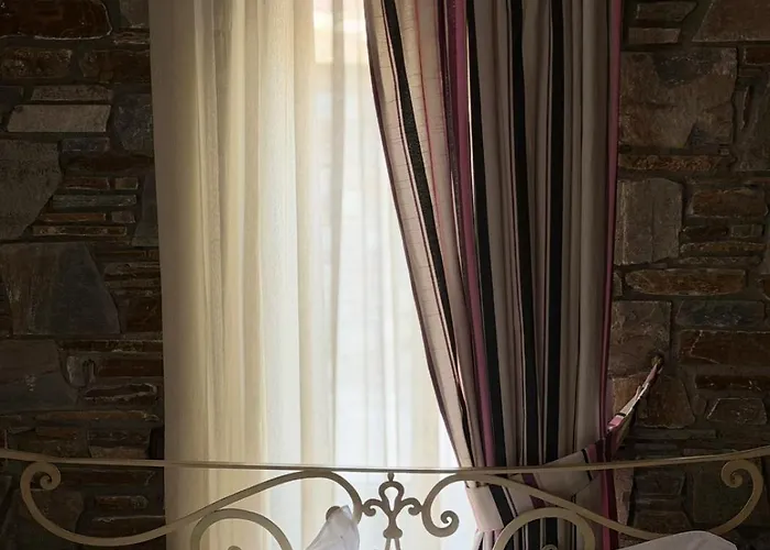 Evzin 3* Káto Loutrákion